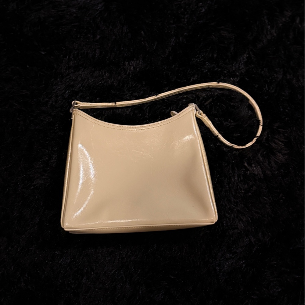 Elegant Liz Claiborne Cream Shoulder Bag